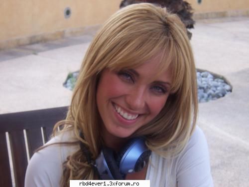 poze - anahimiacolucci - Anahi