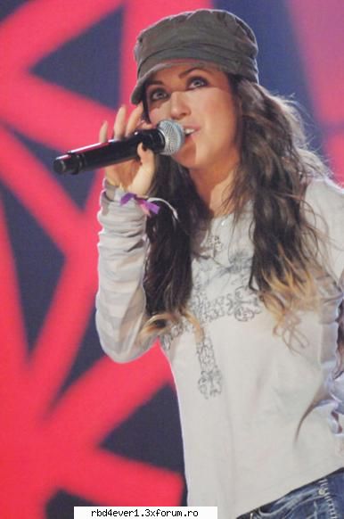 poze anahi din concerte - mia colucci366 - Anahi
